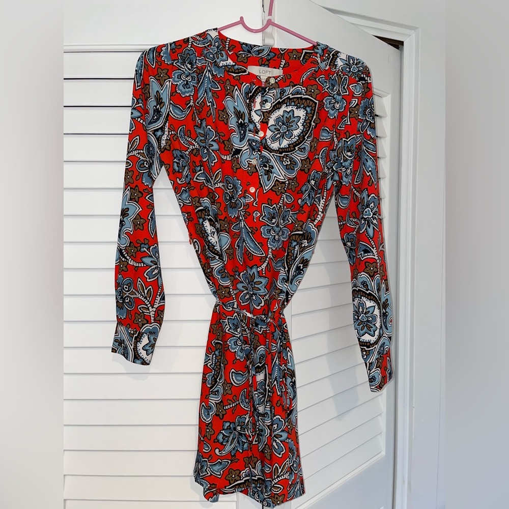 LOFT shift dress! Like new